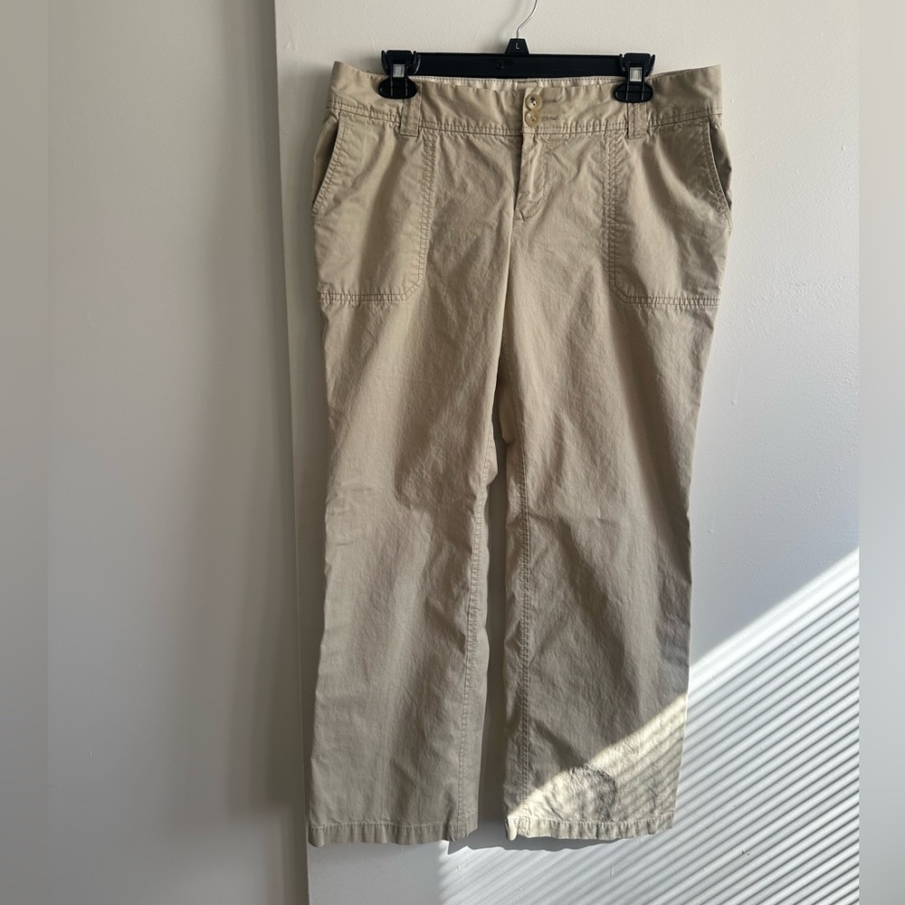 Banana Republic Women's Beige Casual Trousers